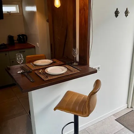 Apartment Wanderlust - Vlakbij - Omheinde Privetuin *