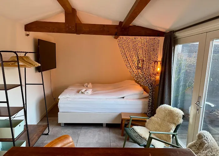 Apartment Wanderlust - Vlakbij - Omheinde Privetuin *