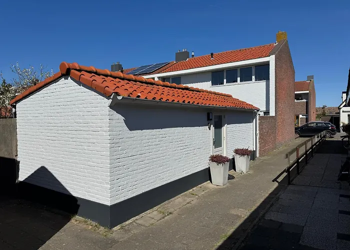 Wanderlust - Vlakbij - Omheinde Privetuin