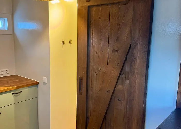 Wanderlust - Vlakbij - Omheinde Privetuin Apartman