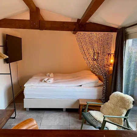 Апартаменты Wanderlust - Vlakbij - Omheinde Privetuin *