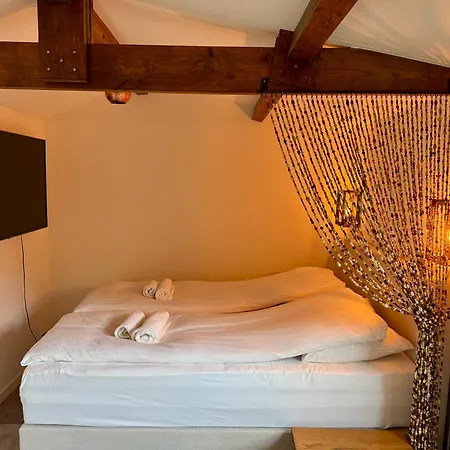 Wanderlust - Vlakbij - Omheinde Privetuin Апартаменты *