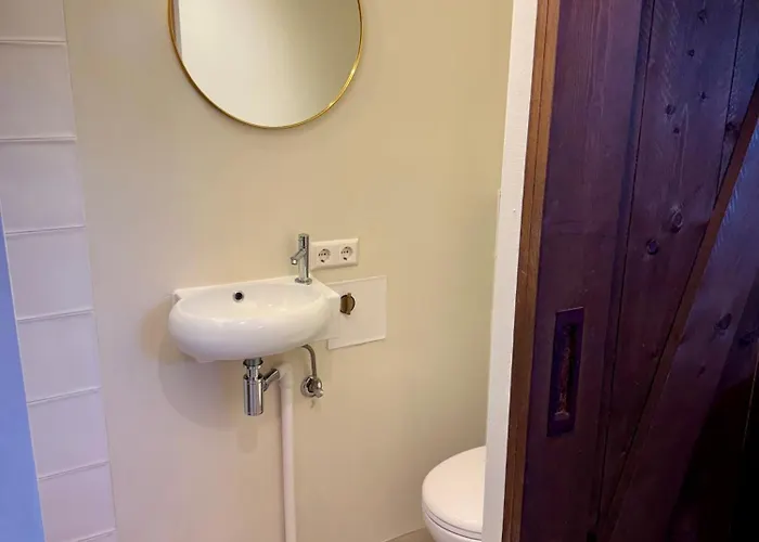 Wanderlust - Vlakbij - Omheinde Privetuin * נורדוויק